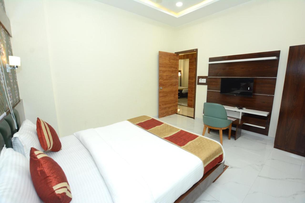 Hotel Villa Inn Hotel 3*