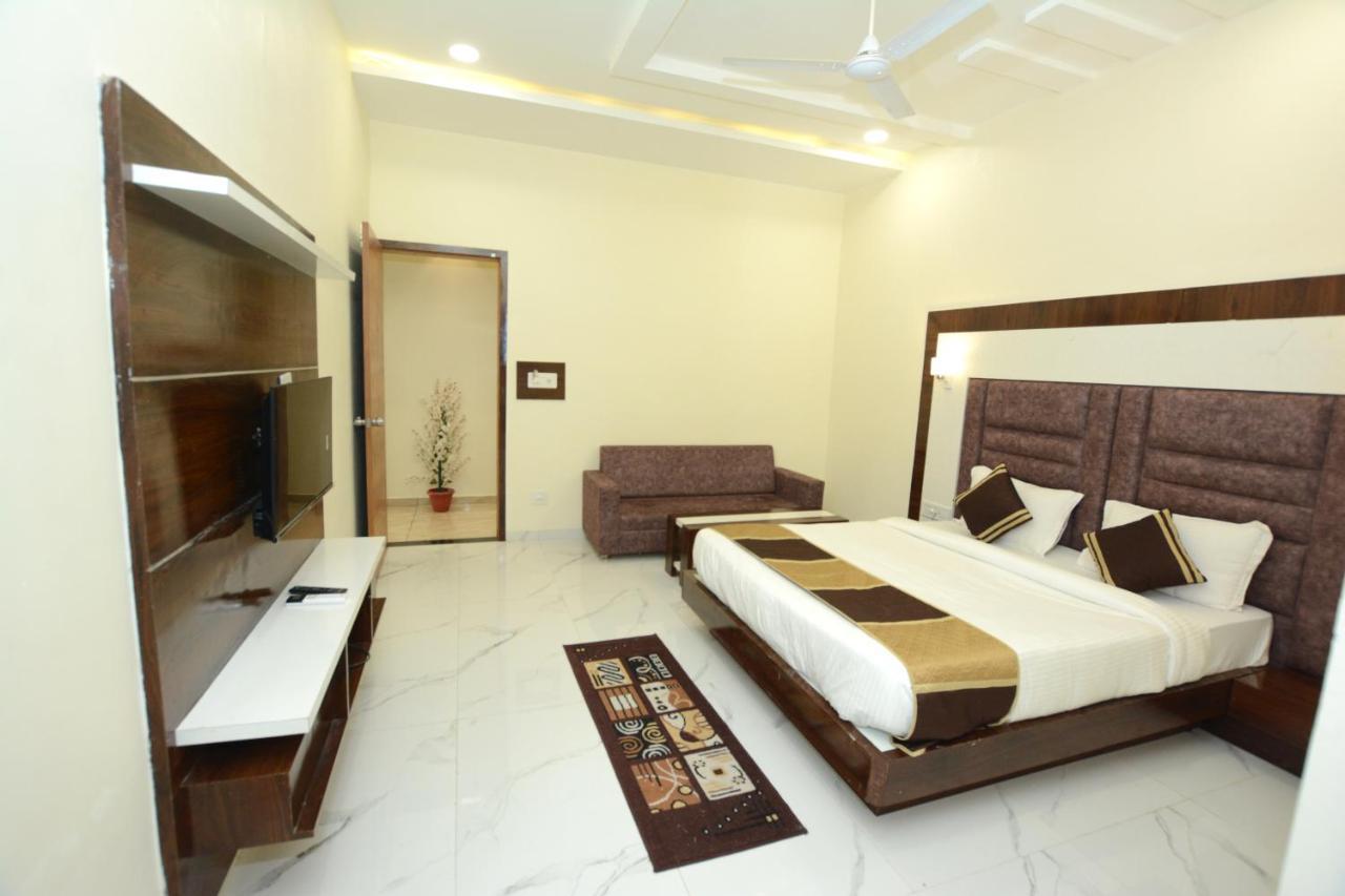 Hotel Villa Inn Anand